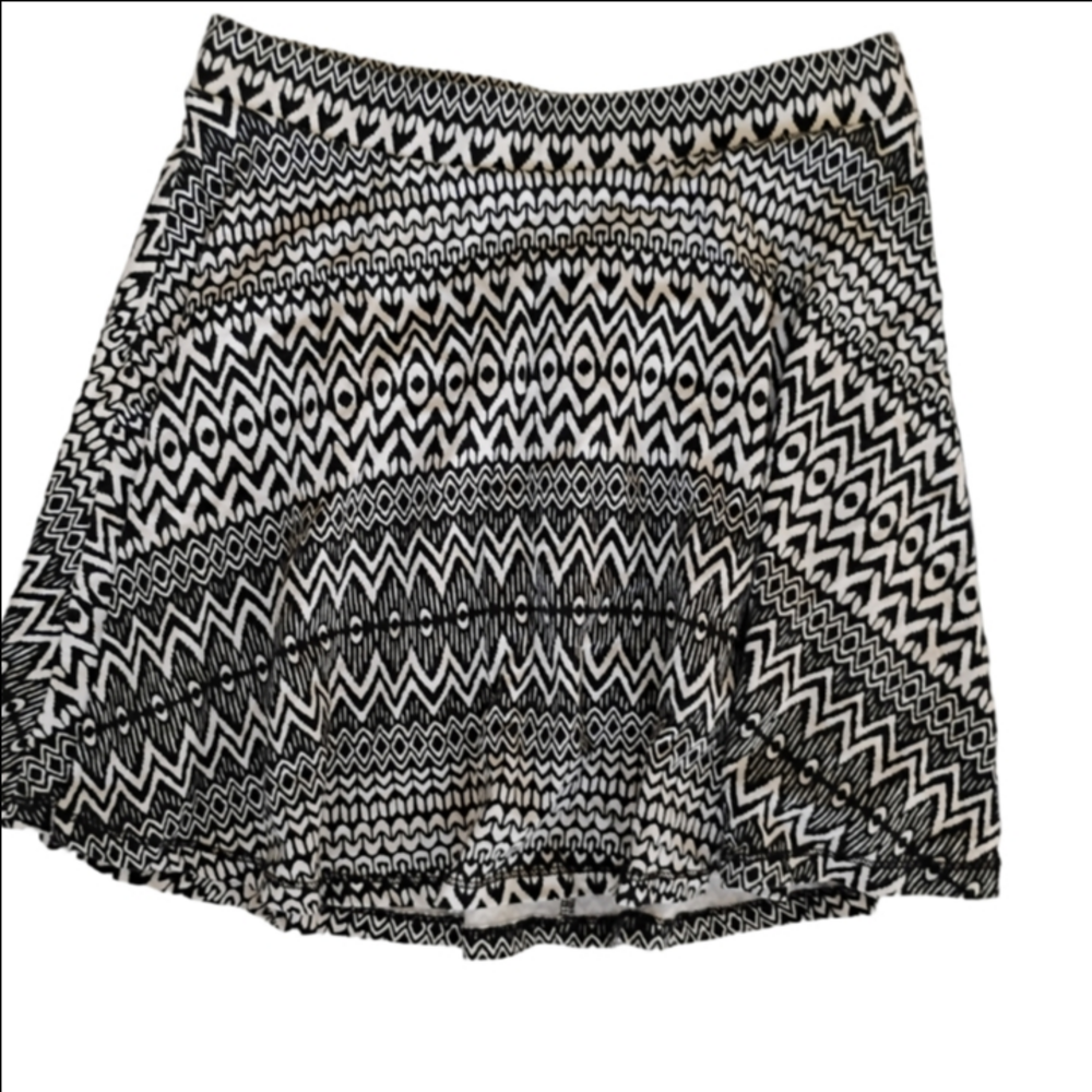 Black and White Patterned Mini Skirt